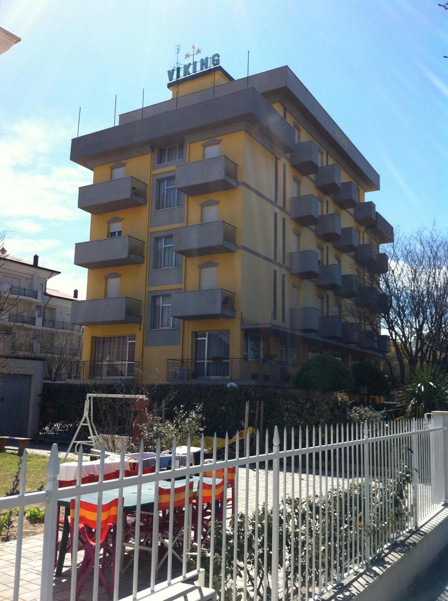 Hotel Viking Rimini Buitenkant foto